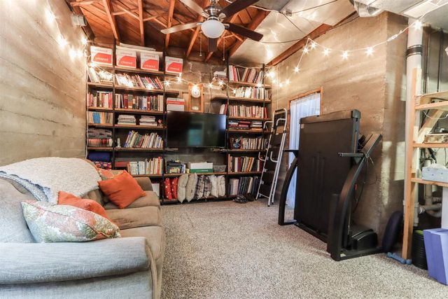 108 E LAKE STREET, Waupaca, WI 54981