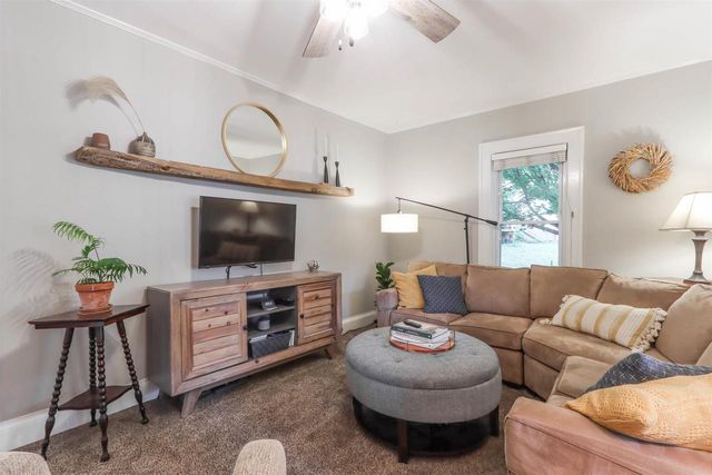 108 E LAKE STREET, Waupaca, WI 54981