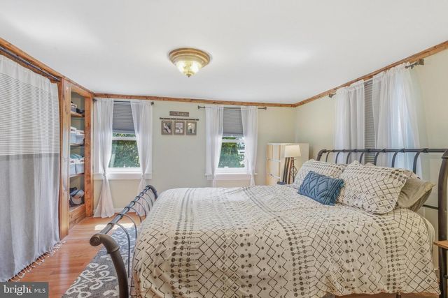 1207 CHARLESTOWN RD, Phoenixville, PA 19460