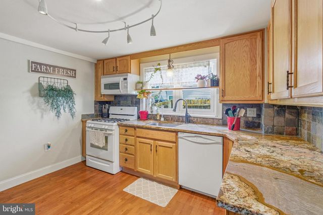 1207 CHARLESTOWN RD, Phoenixville, PA 19460