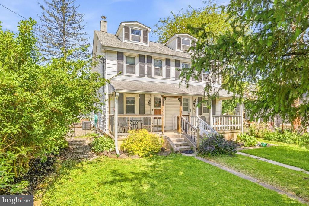 1207 CHARLESTOWN RD, Phoenixville, PA 19460