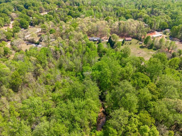 647 Tizian Lane, Inman, SC 29349