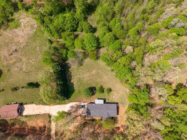 647 Tizian Lane, Inman, SC 29349