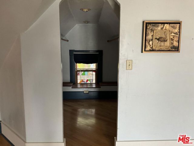 822 Silverwood Avenue, Upland, CA 91786