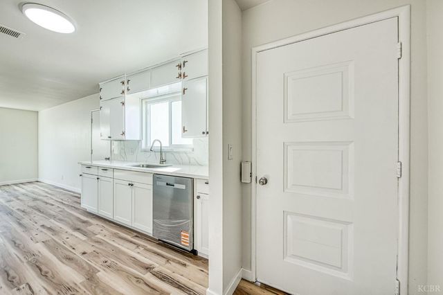 1167 Cling Circle, Hanford, CA 93230