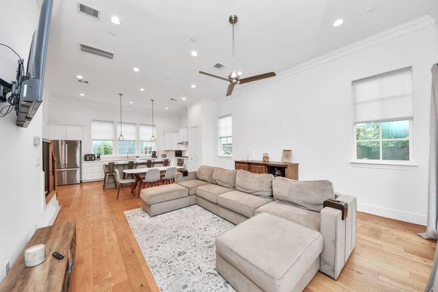 624 Delmar Street, Houston, TX 77023