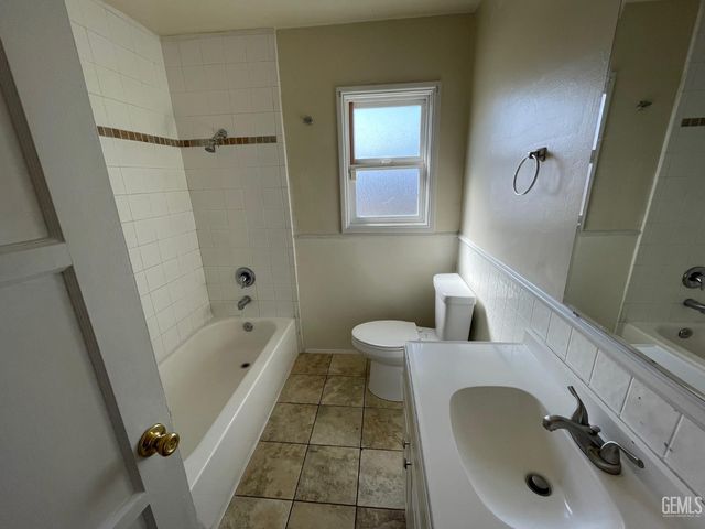 115 Cypress Street, Bakersfield, CA 93304