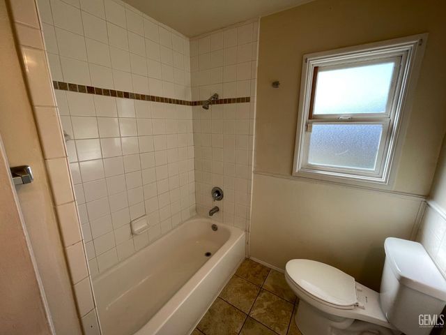 115 Cypress Street, Bakersfield, CA 93304