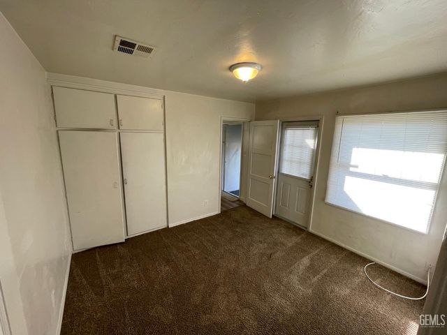 115 Cypress Street, Bakersfield, CA 93304