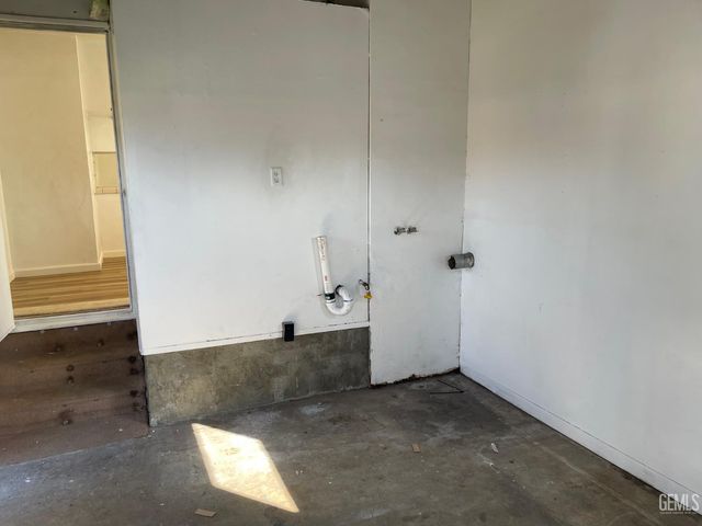 115 Cypress Street, Bakersfield, CA 93304