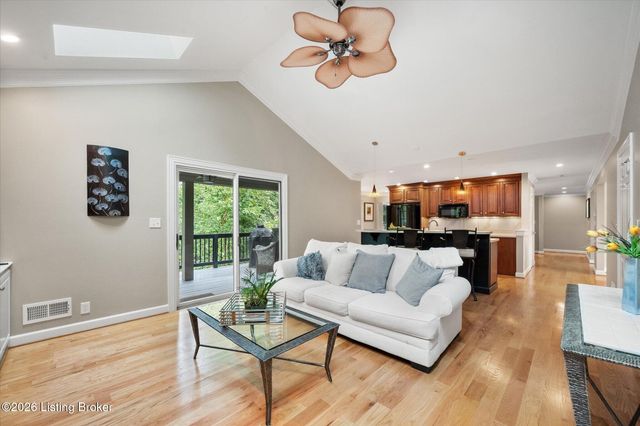 5407 Navajo Rd, Louisville, KY 40207