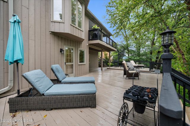 5407 Navajo Rd, Louisville, KY 40207