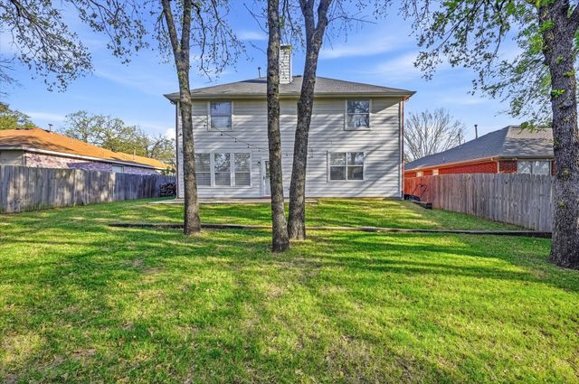 2816 Memorial Drive, Denton, TX 76210