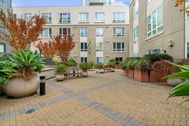 1511 Jefferson Street 109, Oakland, CA 94612