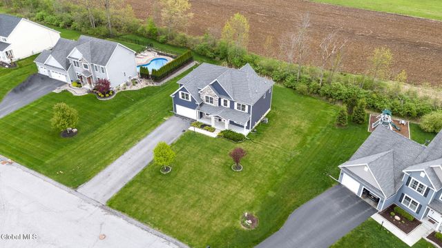 31 Stablegate Drive, Ballston, NY 12019