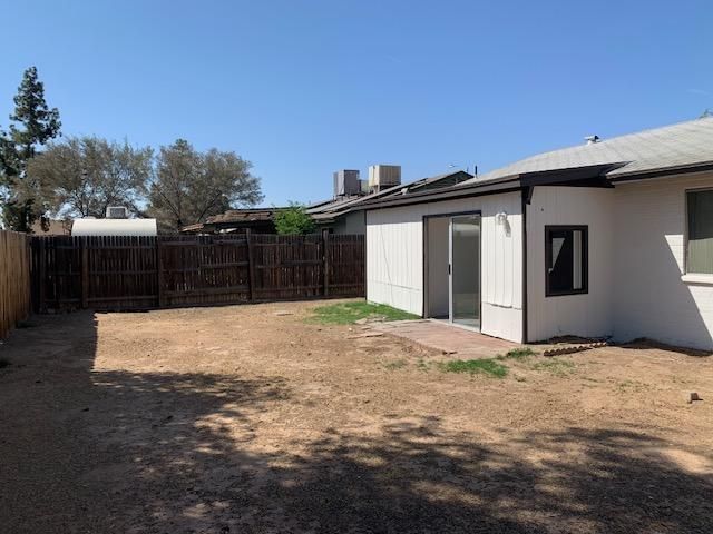 6731 N 65th Avenue, Glendale, AZ 85301