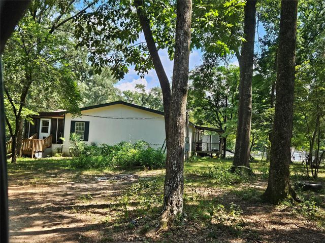 14319 Shepard Hill Road, Willis, TX 77318