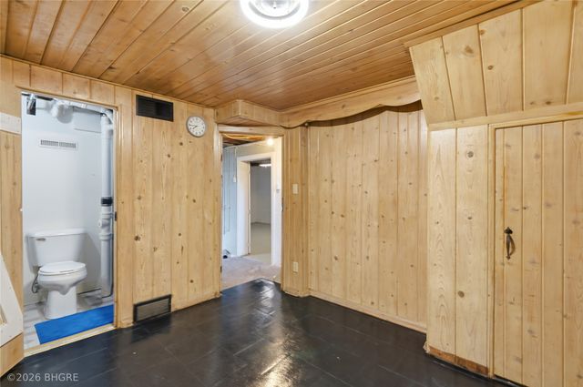 2800 Adams Avenue, Des Moines, IA 50310