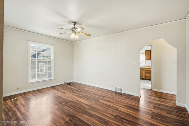 2800 Adams Avenue, Des Moines, IA 50310