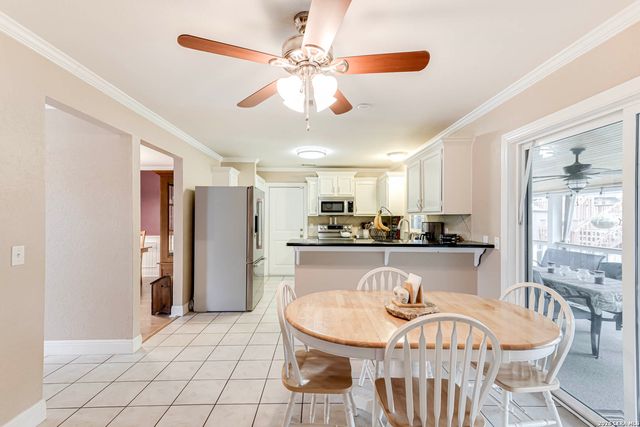 10435 Rock Cove Ln, Converse, TX 78109