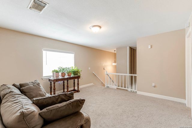 10435 Rock Cove Ln, Converse, TX 78109