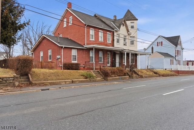 575 Memorial Pkwy, Phillipsburg Town, NJ 08865