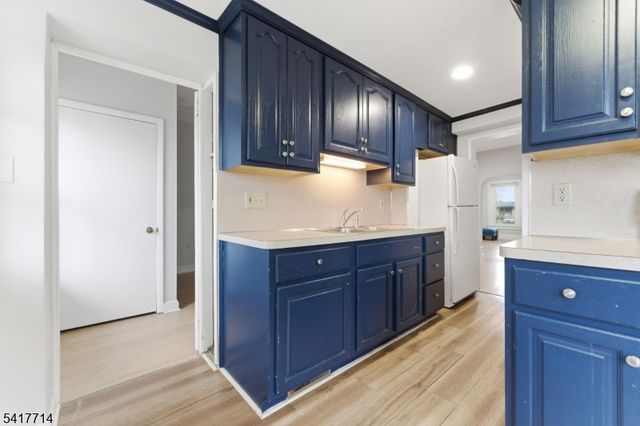 575 Memorial Pkwy, Phillipsburg Town, NJ 08865