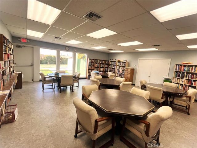 9391 California 7, Riverside, CA 92503