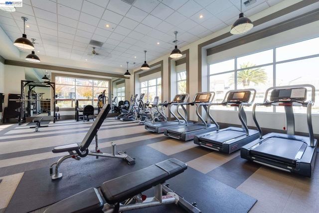 6914 Geyserville St, Dublin, CA 94568