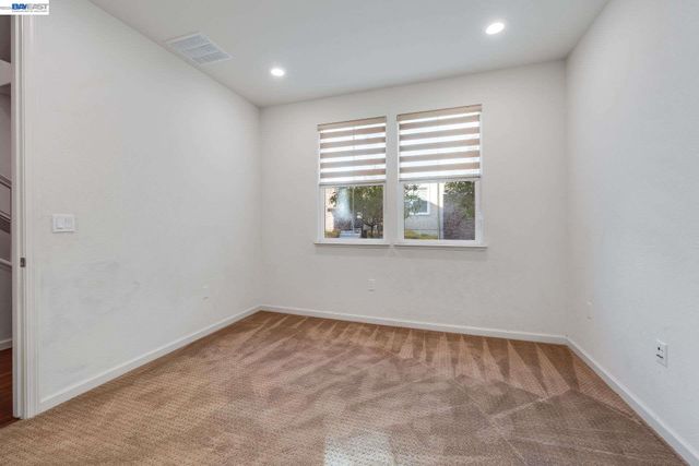 6914 Geyserville St, Dublin, CA 94568