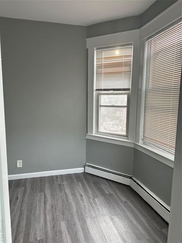 17 Chestnut Street, Yonkers, NY 10701