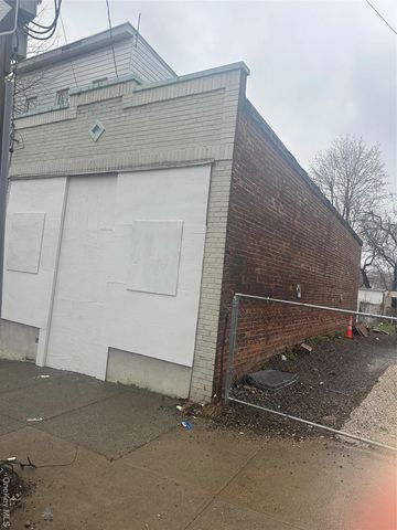 17 Chestnut Street, Yonkers, NY 10701