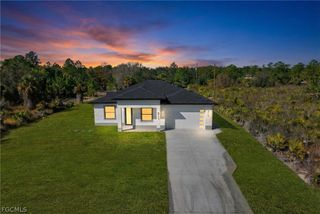 517 Johns AVE, Lehigh Acres, FL 33972