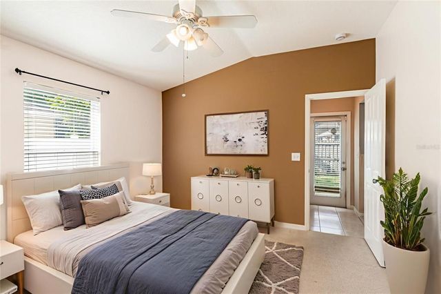 2749 VALENCIA GROVE DRIVE, Valrico, FL 33596