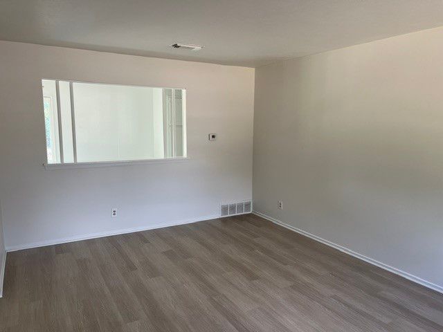 2312 Meadow Crest, Irving, TX 75060