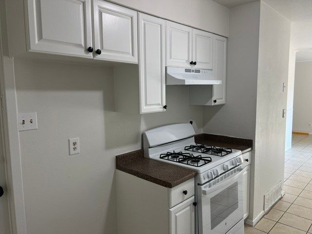 2312 Meadow Crest, Irving, TX 75060
