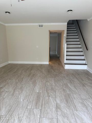 4321 PLAZA GATE Lane S 202, Jacksonville, FL 32217