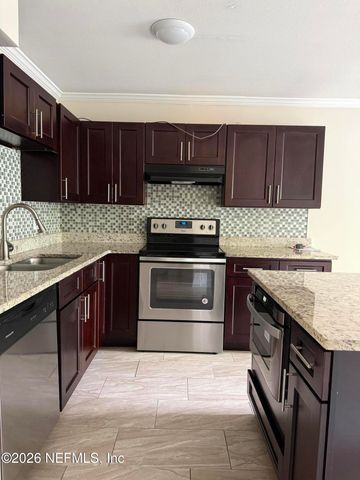 4321 PLAZA GATE Lane S 202, Jacksonville, FL 32217