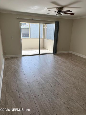 4321 PLAZA GATE Lane S 202, Jacksonville, FL 32217