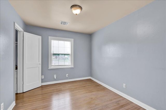 213 E Atkinson Drive, Oklahoma City, OK 73110