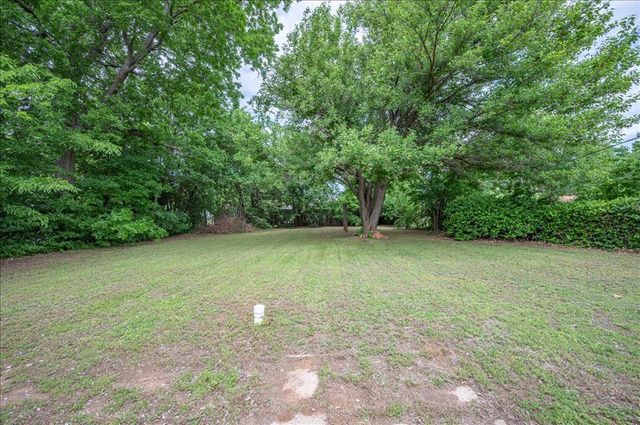 213 E Atkinson Drive, Oklahoma City, OK 73110