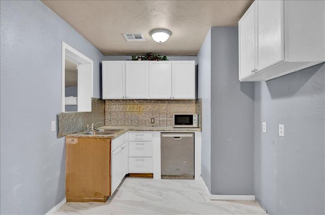 213 E Atkinson Drive, Oklahoma City, OK 73110