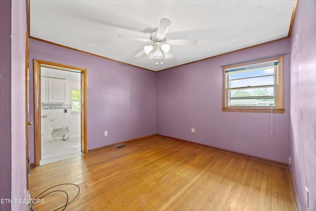 107 Hillcrest Lane, Kingston, TN 37763