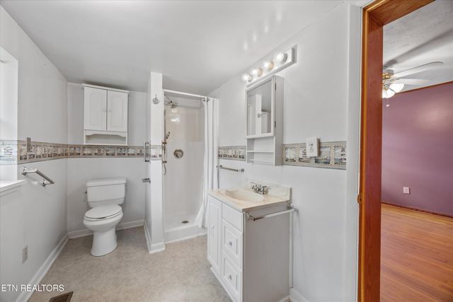 107 Hillcrest Lane, Kingston, TN 37763
