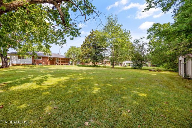 107 Hillcrest Lane, Kingston, TN 37763