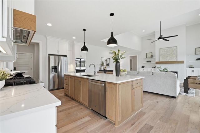 14686 S Parkhill Street, Olathe, KS 66062