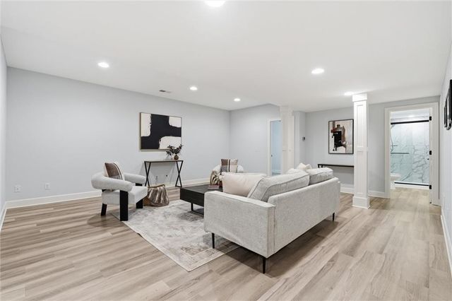 14686 S Parkhill Street, Olathe, KS 66062