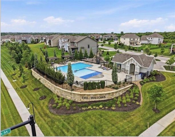 14686 S Parkhill Street, Olathe, KS 66062