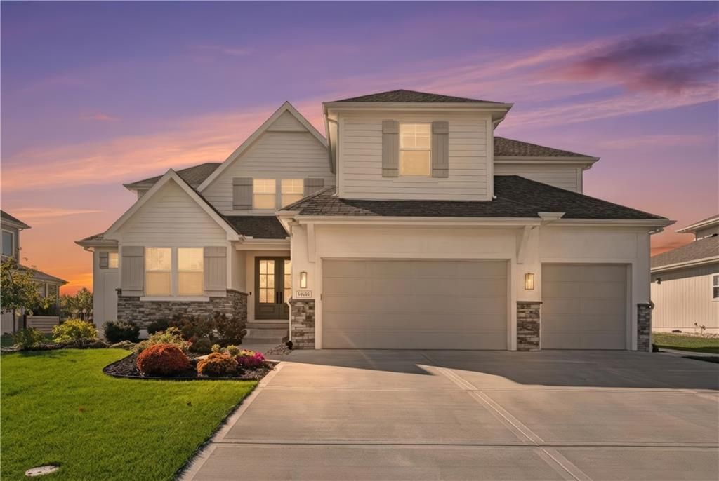 14686 S Parkhill Street, Olathe, KS 66062