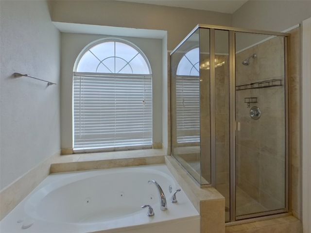 1533 Mill Creek Drive, Desoto, TX 75115